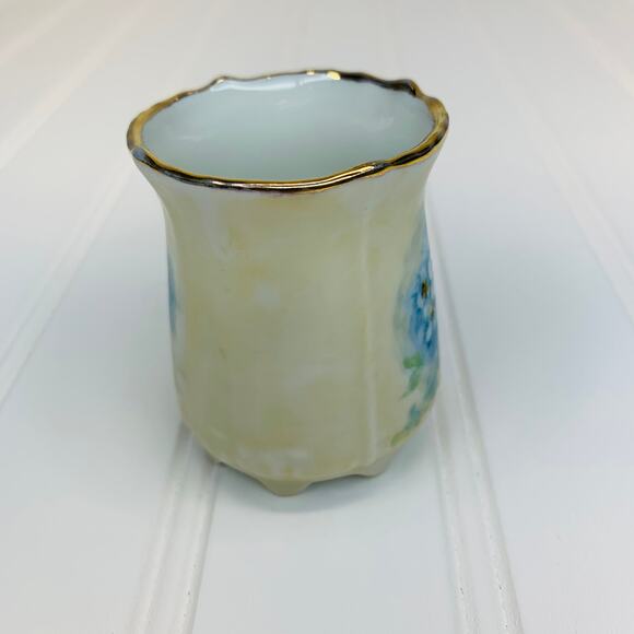 Blue Violet Posey Handpainted Small Cup Gold Trim 2.75" x 2" - Picture 4 of 8